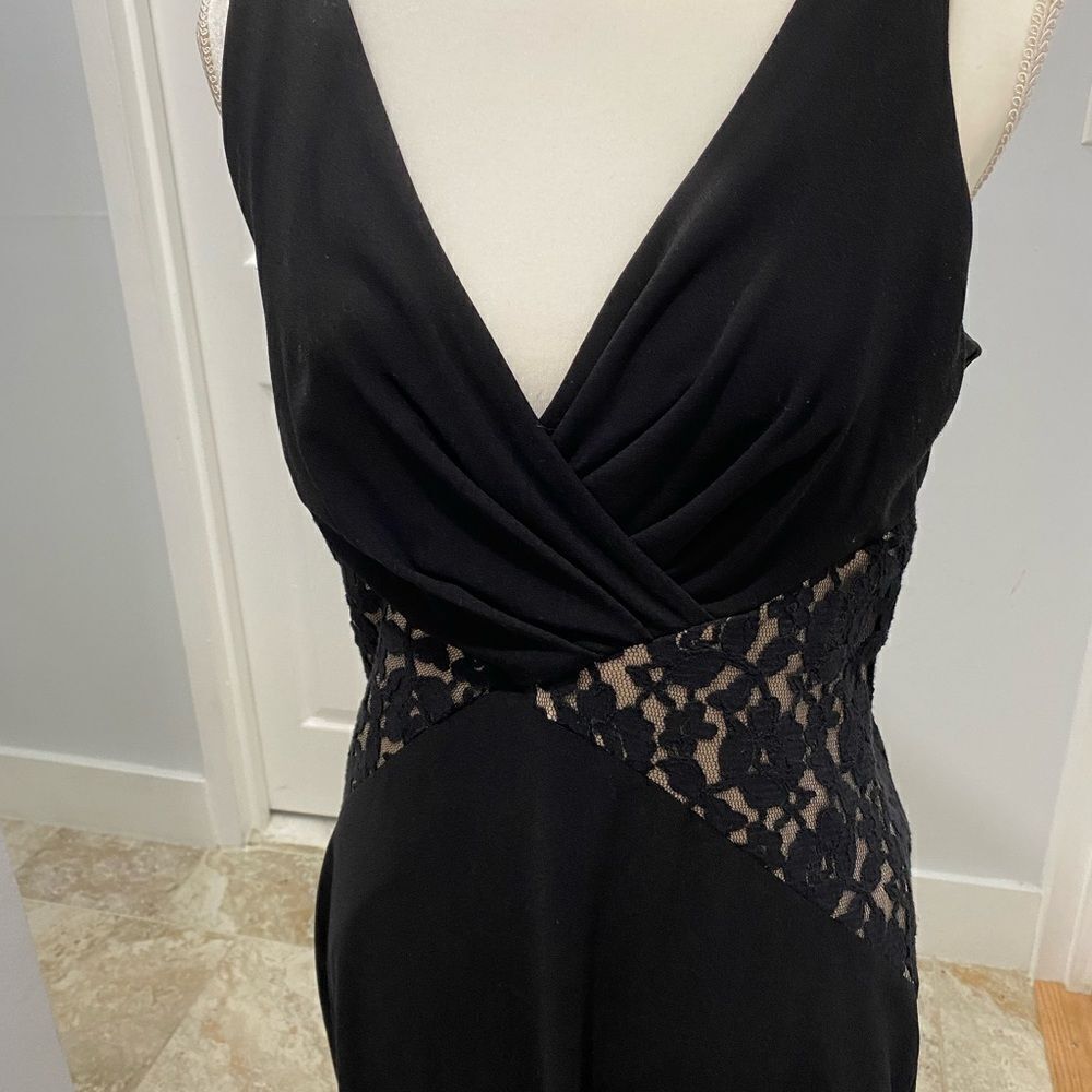 Black Dress - Picture 3 of 3